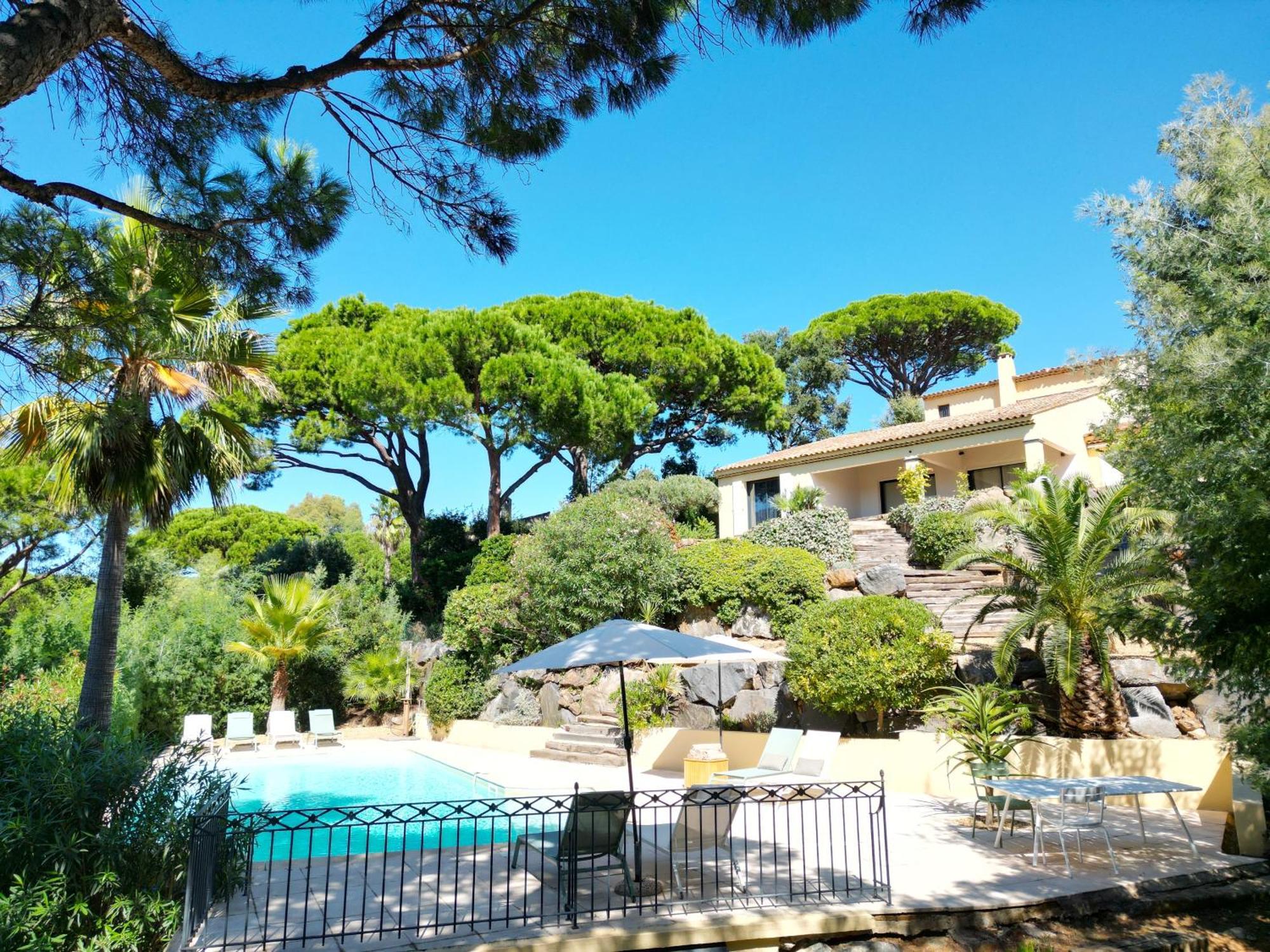 Villa Boca A Gigaro - Avec Vue Et Piscine Chauffee Ла Кроа Валмер Екстериор снимка